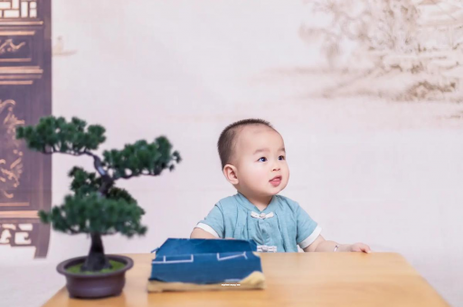 金华宝宝眼屎多是什么原因